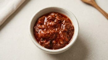 Spicy Pickled Garlic 